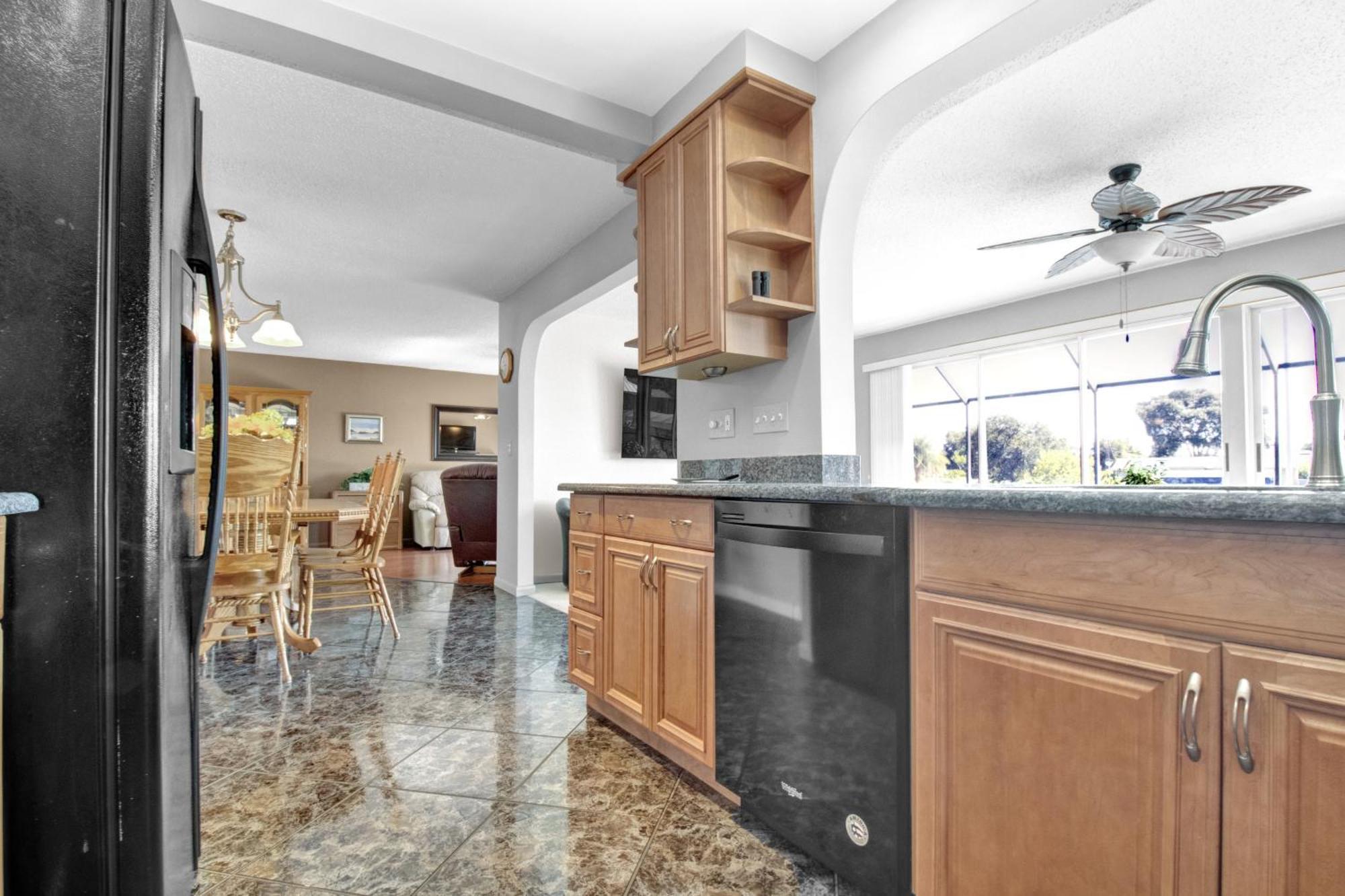 פורט שארלוט Pet Friendly Canal Front 3-Bedroom Grand Villa With Pool, Linai And Dock מראה חיצוני תמונה